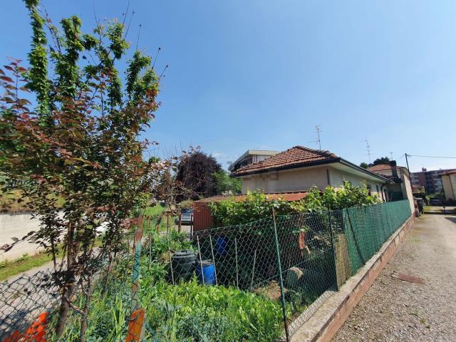 Villetta indipendente in vendita di 105 m² in Via Sciesa