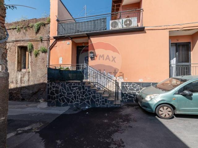 Villetta indipendente in vendita di 105 m² in Via Stazzone, 18