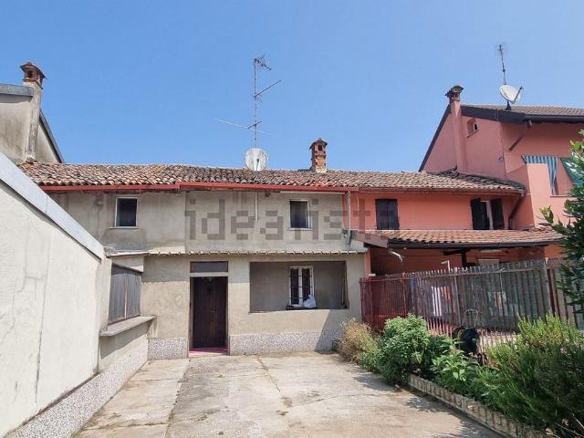 Villetta indipendente in vendita di 105 m² in Via Vicinanze, pochi minuti d&apos  auto