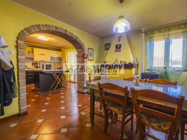 Villetta indipendente in vendita di 105 m² in Contrada Trodica