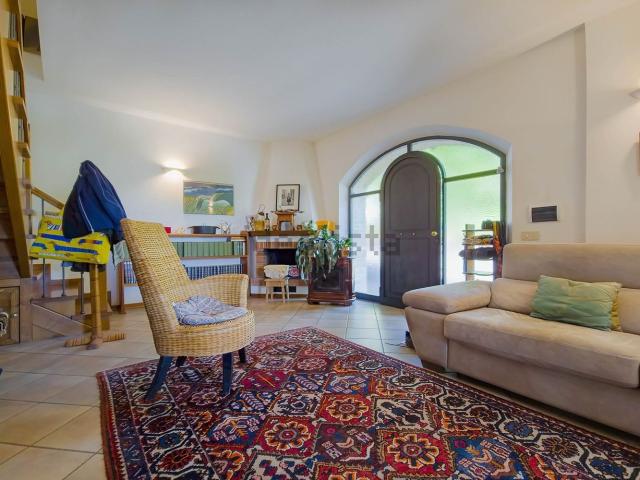 Villetta indipendente in vendita di 105 m² in Strada Statale 73 Senese Aretina, 7