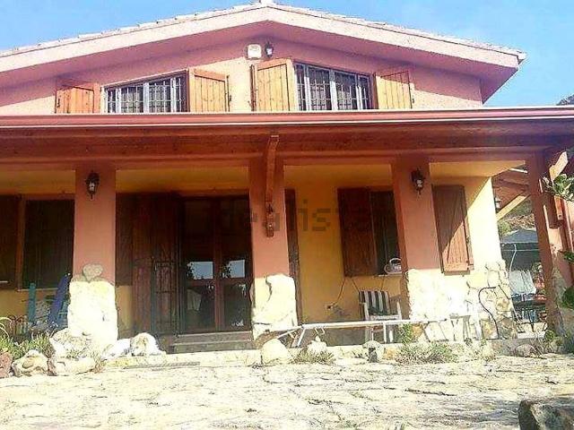 Villetta indipendente in vendita di 105 m² in Strada Provinciale 17