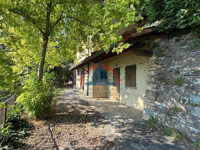 Villetta indipendente in vendita di 106 m² in Via Colle dei Roccoli, 3