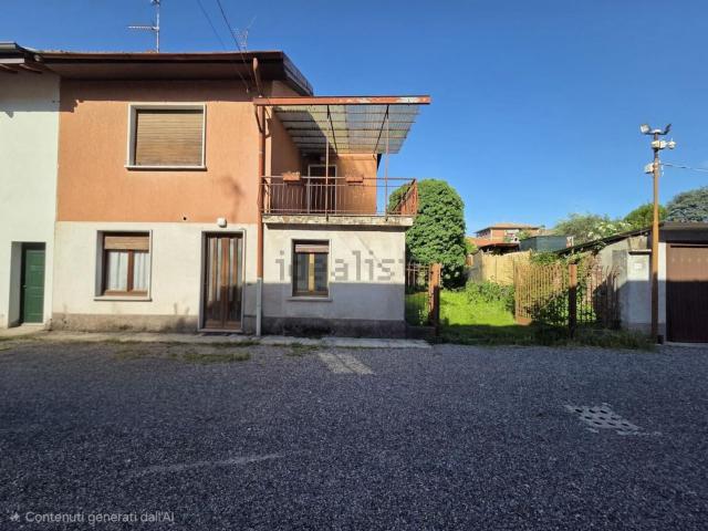 Villetta indipendente in vendita di 106 m² in Via A. Boito, 16