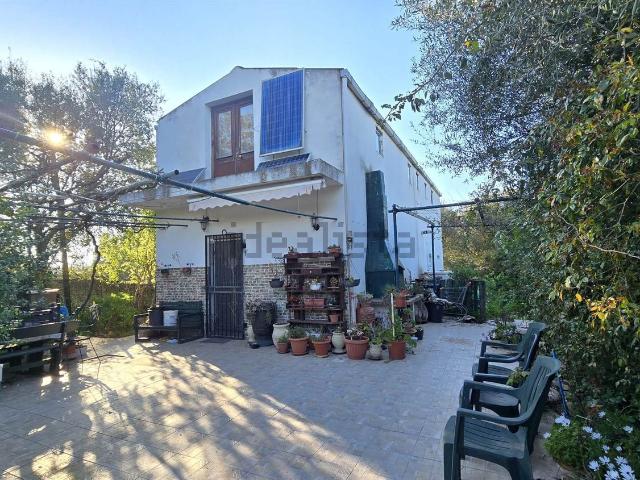 Villetta indipendente in vendita di 107 m² in Via Europa