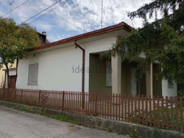 Villetta indipendente in vendita di 107 m² in Via Resistenza