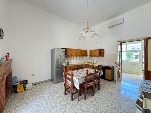 Villetta indipendente in vendita di 107 m² in Via XXV Luglio, 37