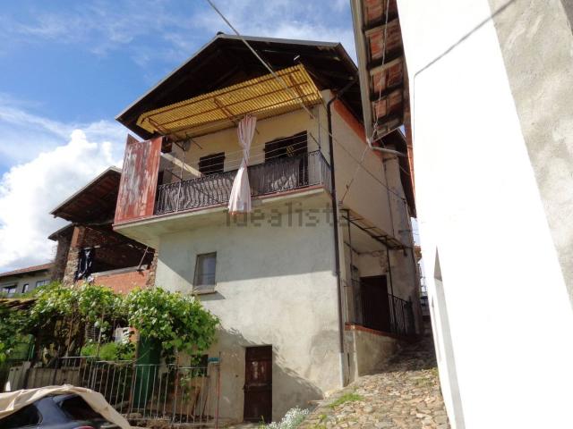 Villetta indipendente in vendita di 107 m² in Frazione Centro