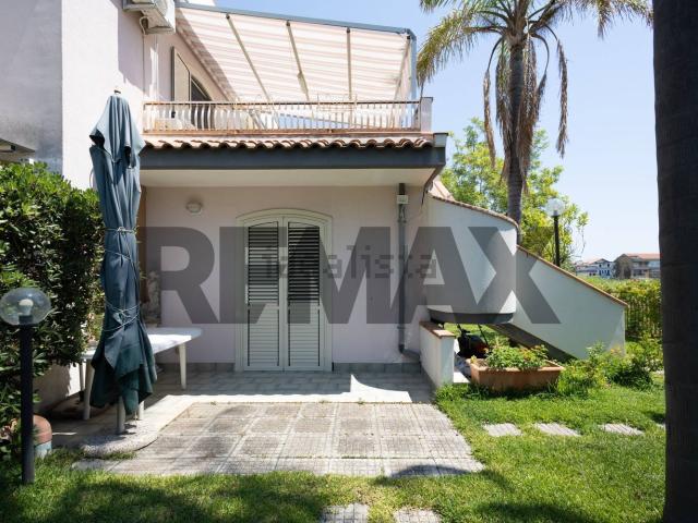 Villetta indipendente in vendita di 108 m² in Via dott. Mario Amato, 5