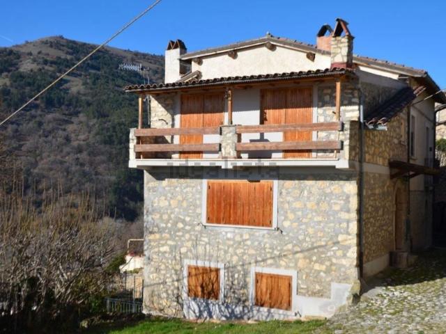Villetta indipendente in vendita di 108 m² in Via del Tratturo, 1