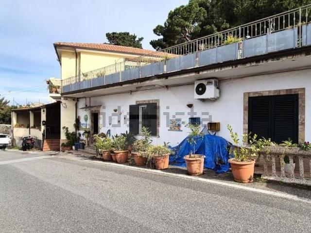 Villetta indipendente in vendita di 108 m² in Via Martiri D&apos Ungheria, 6