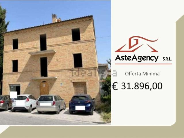 Villetta indipendente in vendita di 1099 m² in Viale Montolmo, 110