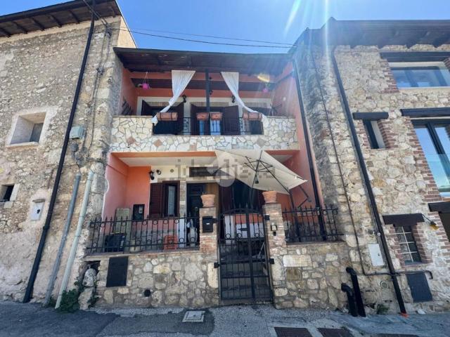 Villetta indipendente in vendita di 109 m² in Via Capoccetti, 40