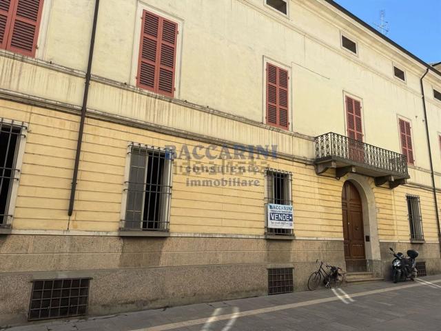 Villetta indipendente in vendita di 1107 m² in Corso Aurelio Saffi, 31