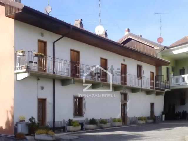 Villetta indipendente in vendita di 1100 m² in Via G. Garibaldi, 8