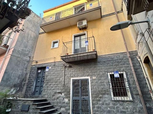 Villetta indipendente in vendita di 110 m² in Via Castro, 12