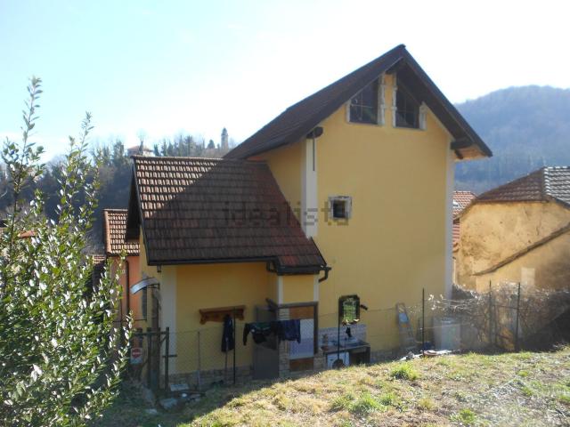 Villetta indipendente in vendita di 110 m² in Via Chiappa