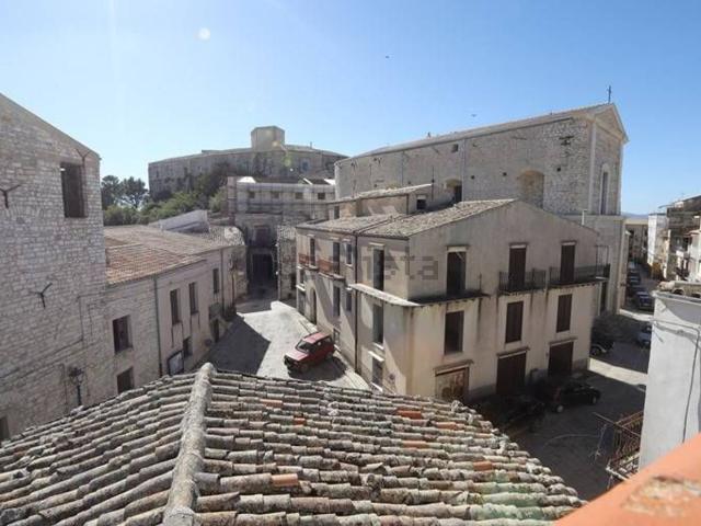 Villetta indipendente in vendita di 110 m² in Via Arciprete Buttafoco, 2