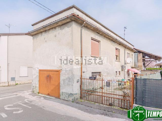 Villetta indipendente in vendita di 110 m² in Via Goito