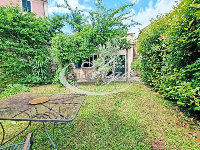 Villetta indipendente in vendita di 110 m² in Via Giuseppe Casini
