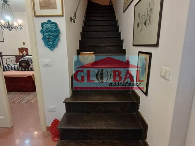 Villetta indipendente in vendita di 110 m² in Via Giovanni Nicotera