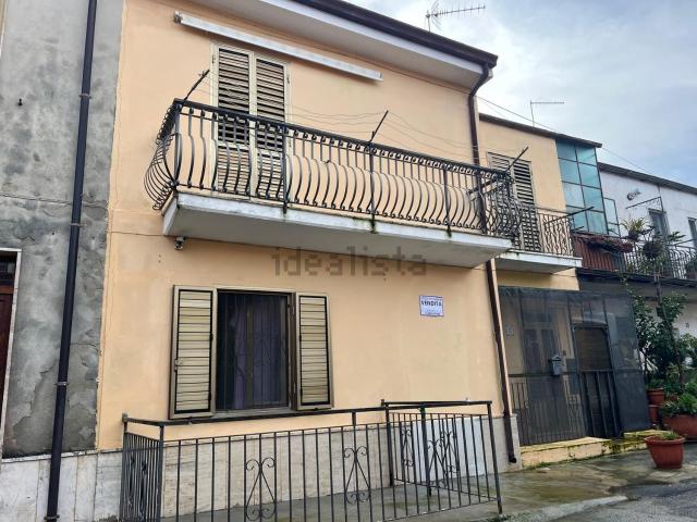 Villetta indipendente in vendita di 110 m² in Via Granatari, 9