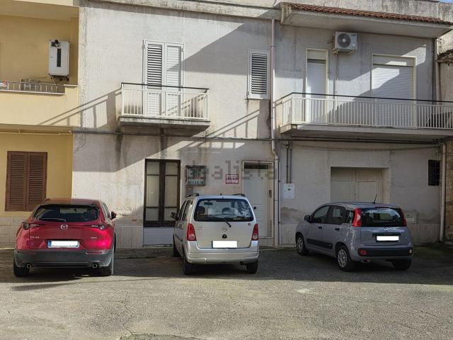 Villetta indipendente in vendita di 110 m² in Via Domenico Cirillo