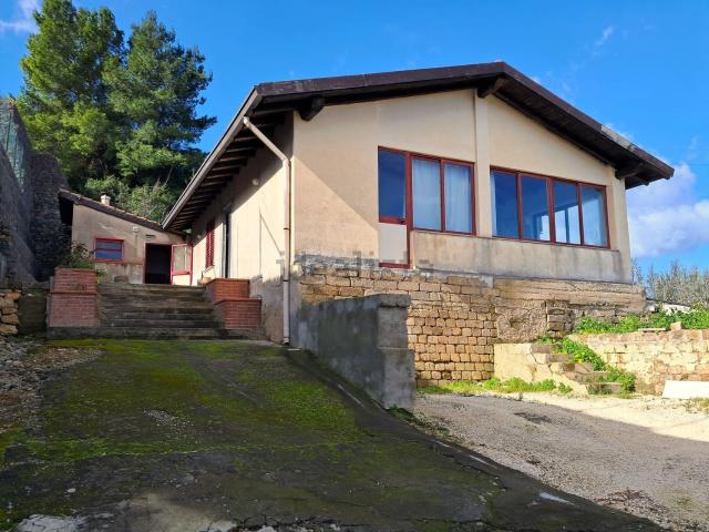 Villetta indipendente in vendita di 110 m² in Via dei Ricci