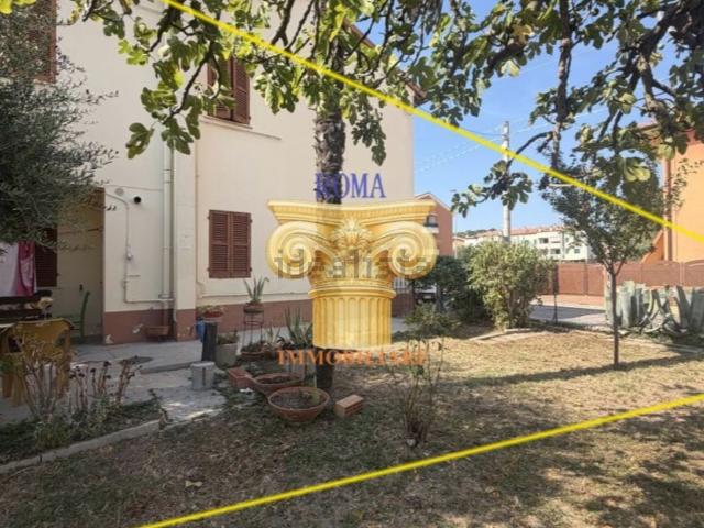 Villetta indipendente in vendita di 110 m² in Via della Stazione
