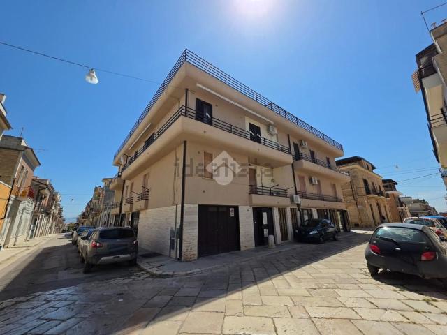 Villetta indipendente in vendita di 110 m² in Via Fratelli Rosselli, 35