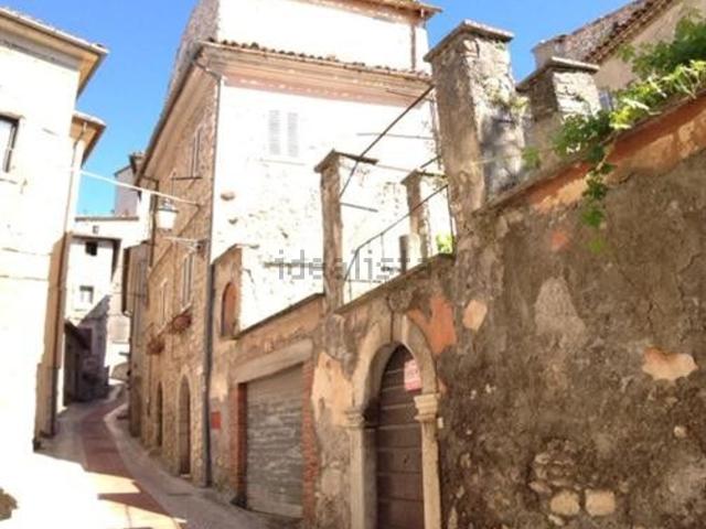 Villetta indipendente in vendita di 110 m² in Via lega ernica, 2