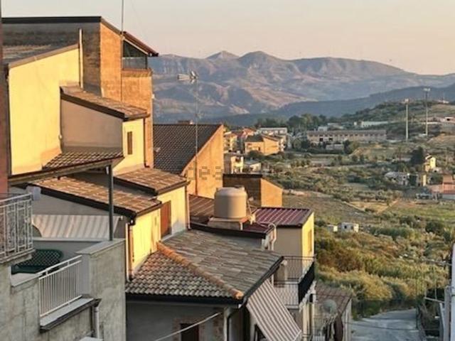 Villetta indipendente in vendita di 110 m² in Via Martiri XVI Marzo