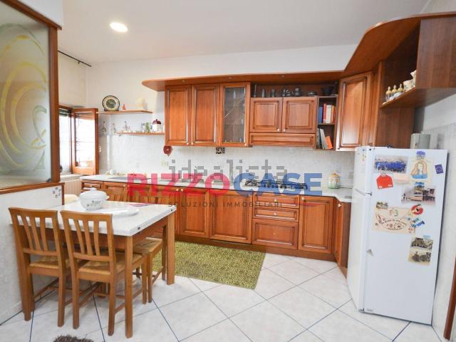 Villetta indipendente in vendita di 110 m² in Via San Bartolomeo