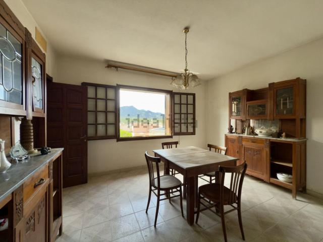 Villetta indipendente in vendita di 110 m² in Via Sassari