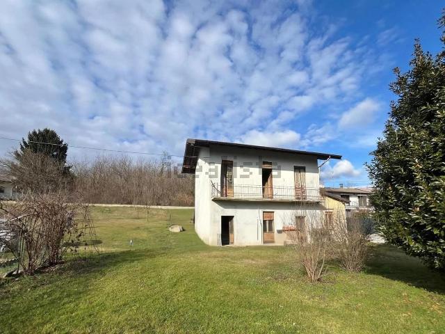 Villetta indipendente in vendita di 110 m² in Via Stazione