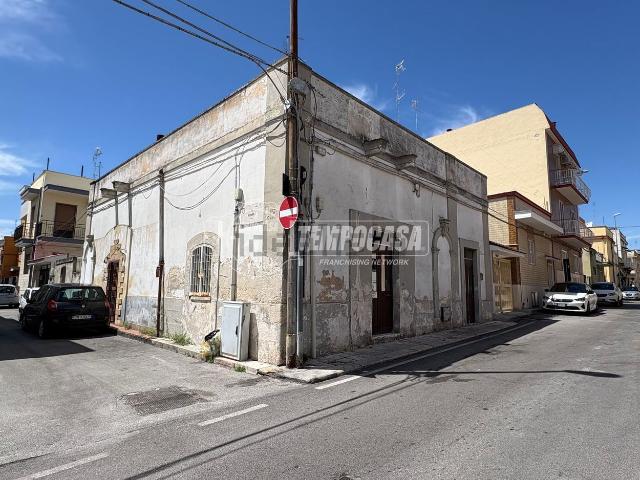 Villetta indipendente in vendita di 110 m² in Via Pompeo