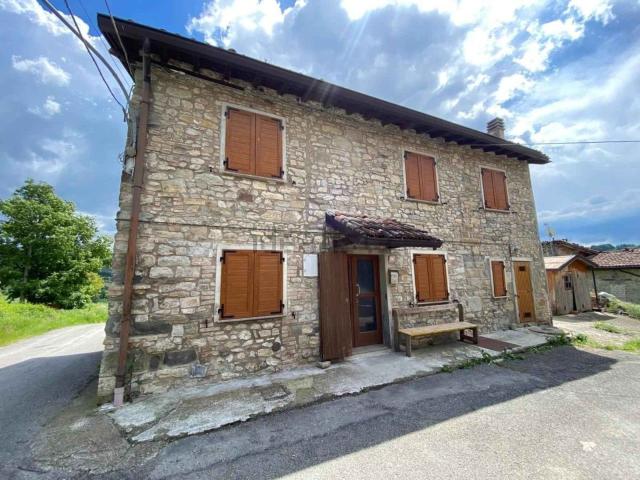 Villetta indipendente in vendita di 110 m² in Via Pregheffio