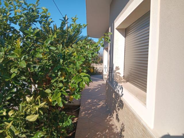 Villetta indipendente in vendita di 110 m² in Via Tintoretto, 35