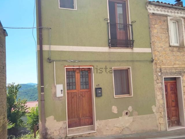 Villetta indipendente in vendita di 110 m² in Via Umberto I