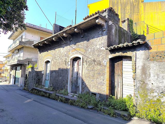 Villetta indipendente in vendita di 110 m² in Via Vittorio Emanuele, 282