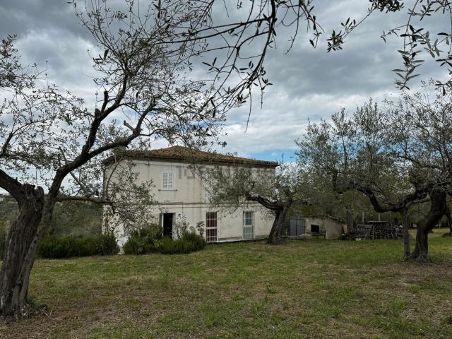 Villetta indipendente in vendita di 110 m² in Via Vicenne, 20