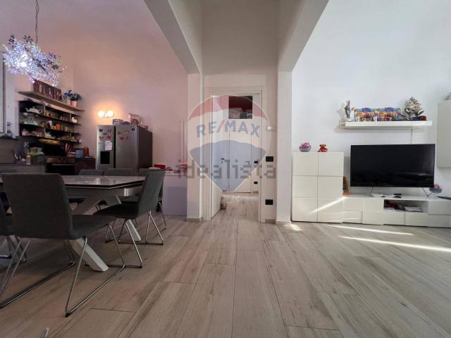 Villetta indipendente in vendita di 110 m² in Via Zara