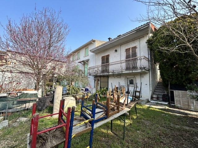 Villetta indipendente in vendita di 110 m² in Località Garberia