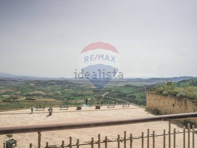 Villetta indipendente in vendita di 110 m² in Piazza San Pietro