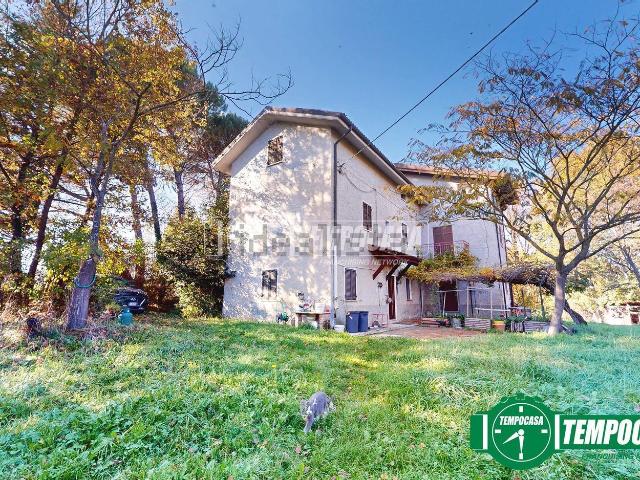 Villetta indipendente in vendita di 110 m² in Strada Comunale Pianomoglie, 23