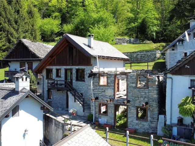 Villetta indipendente in vendita di 110 m² in Strada Senza Nome