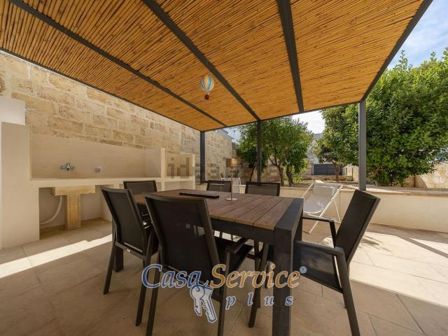 Villetta indipendente in vendita di 111 m² in Via Garibaldi