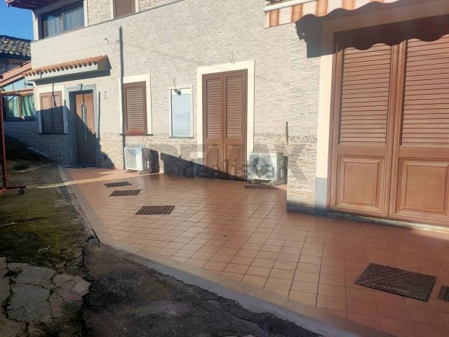 Villetta indipendente in vendita di 111 m² in Via Provinciale, 112