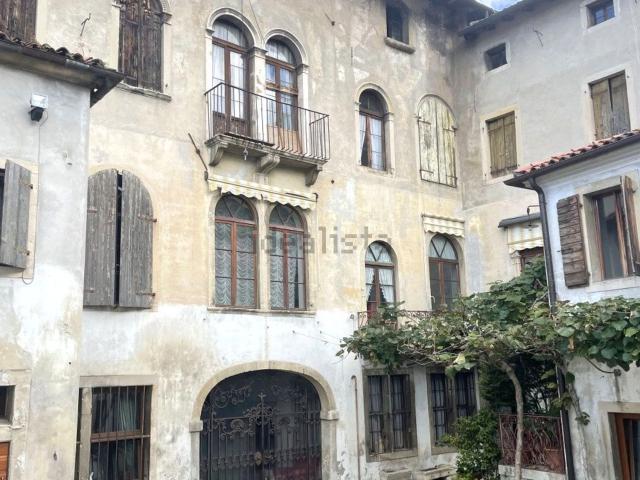 Villetta indipendente in vendita di 1120 m² in Piazza Marc&apos Antonio Flaminio, 2