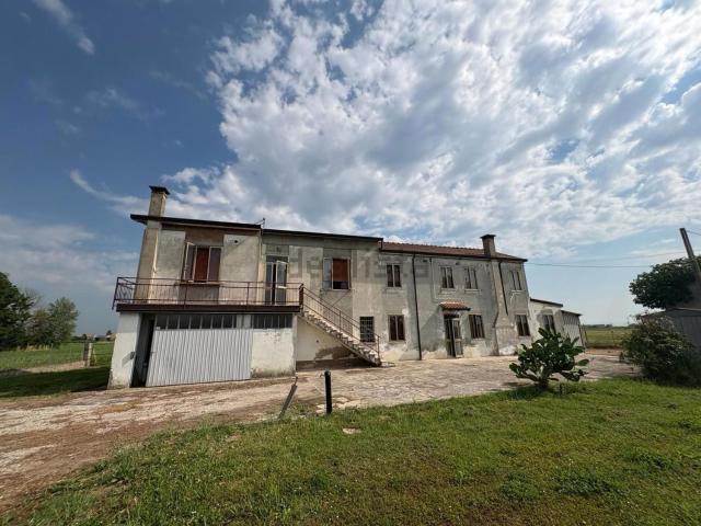 Villetta indipendente in vendita di 112 m² in Via Goresina Inferiore